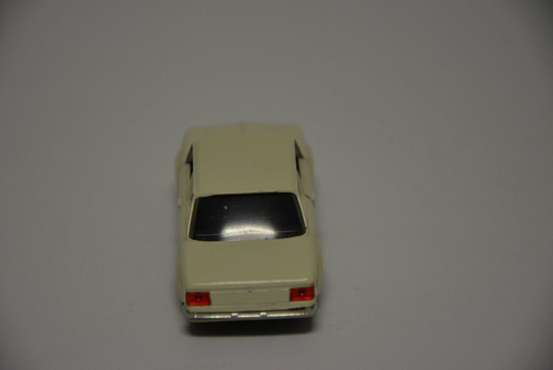 BMW Modellini d'auto: BMW 2002 Turbo , Solido , 1:43 – Usato da Goldach venduto da Feivel9 5