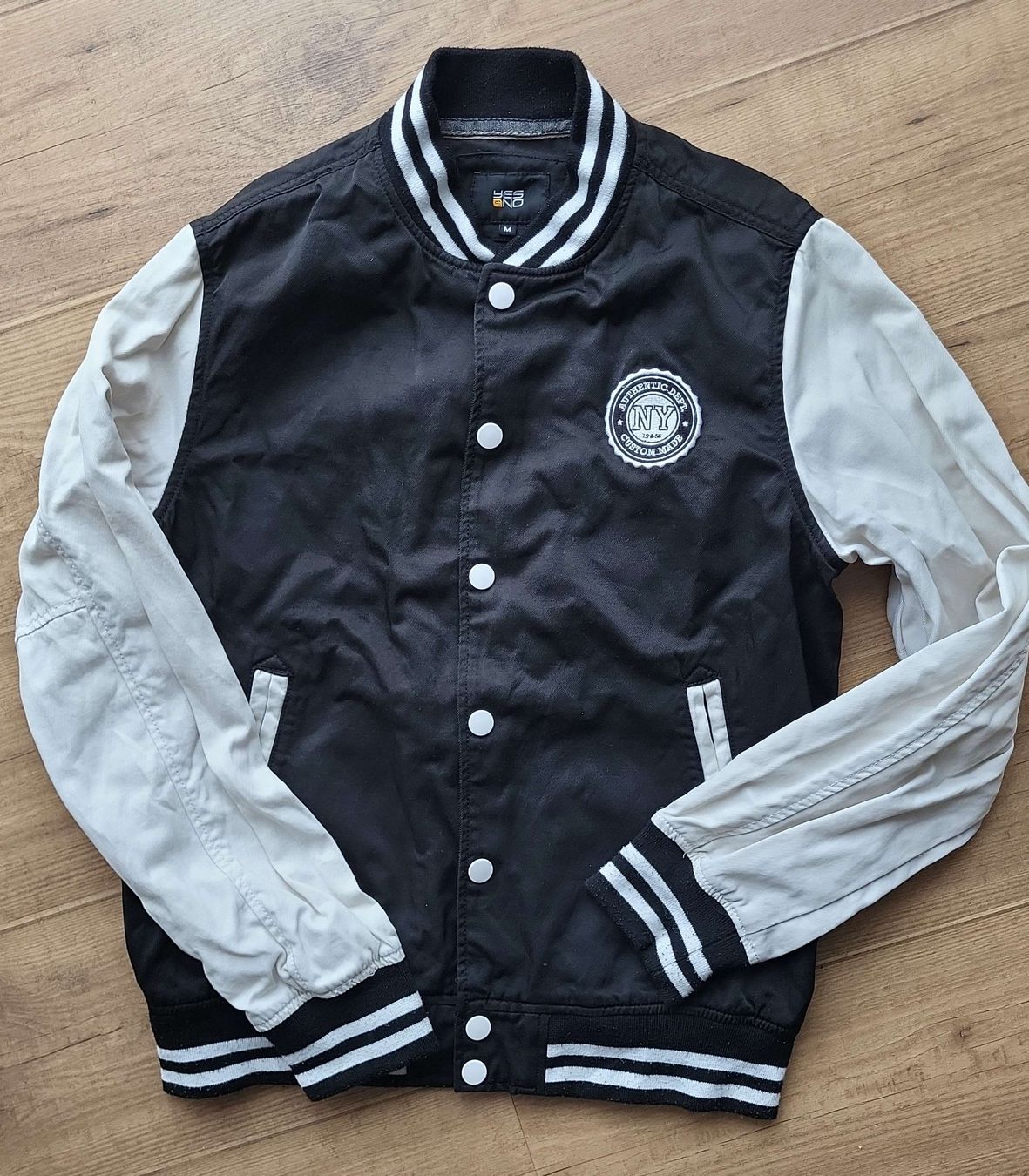 Yes Or No Giacche: Stylische College Jacke Grösse M – Usato da Kaltbrunn venduto da BarbaraR