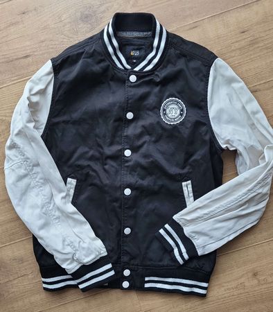 Stylische College Jacke Grösse M