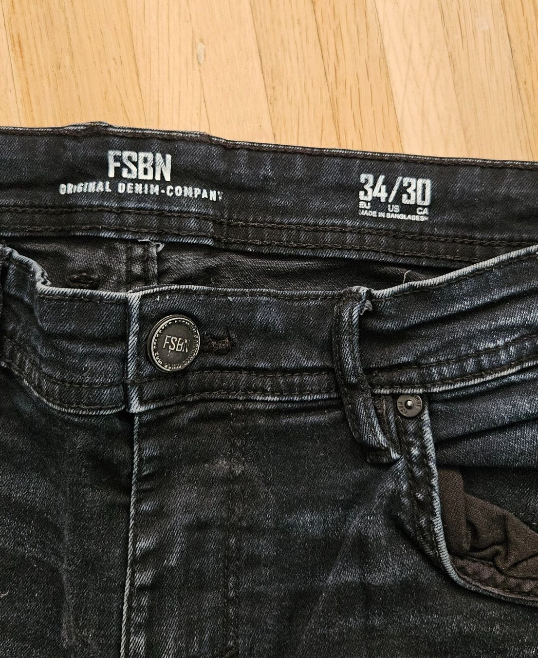 Jeans: Herren Stretch Hose Gr 34/30 – Usato da herisau venduto da Florusa 1