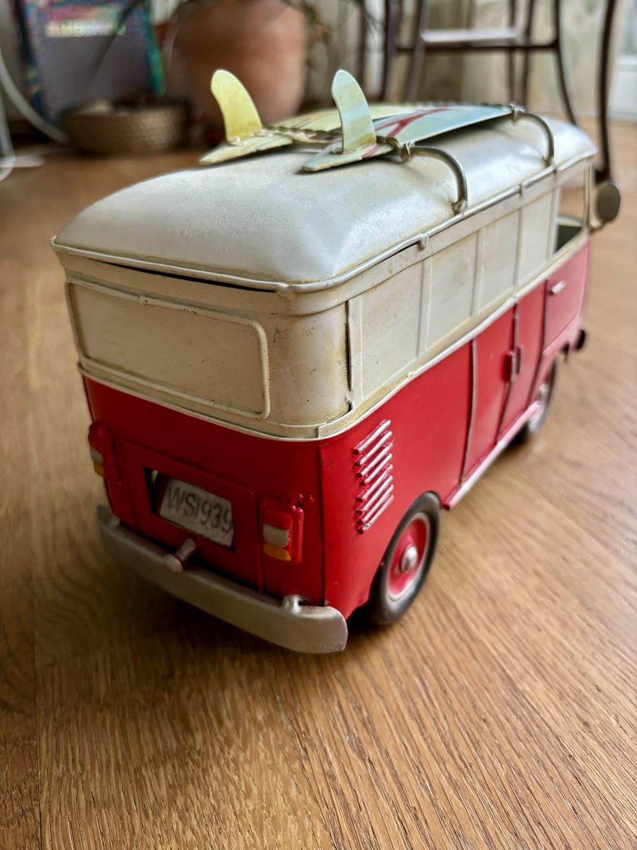 Alle Dekorationen: VW Bus Surf Vintage Deko aus Blech – Gebraucht aus Zürich von Limebach 1