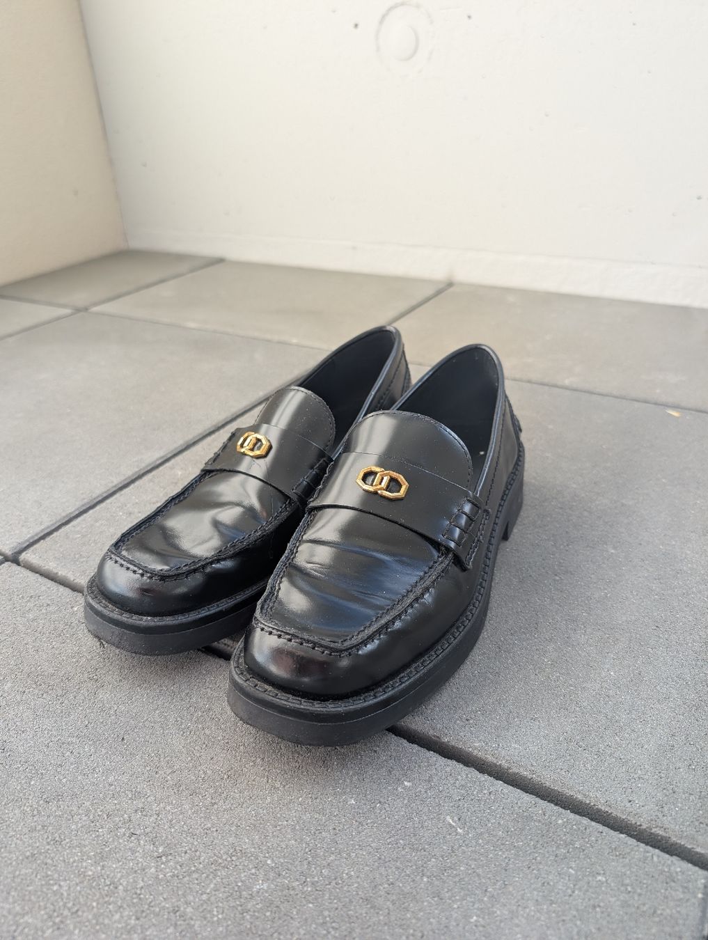 Massimo Dutti Scarpe da donna: Massimo Dutti Lederschuhe, Gr. 39, Schwarz – Usato da Spreitenbach venduto da san_57k8