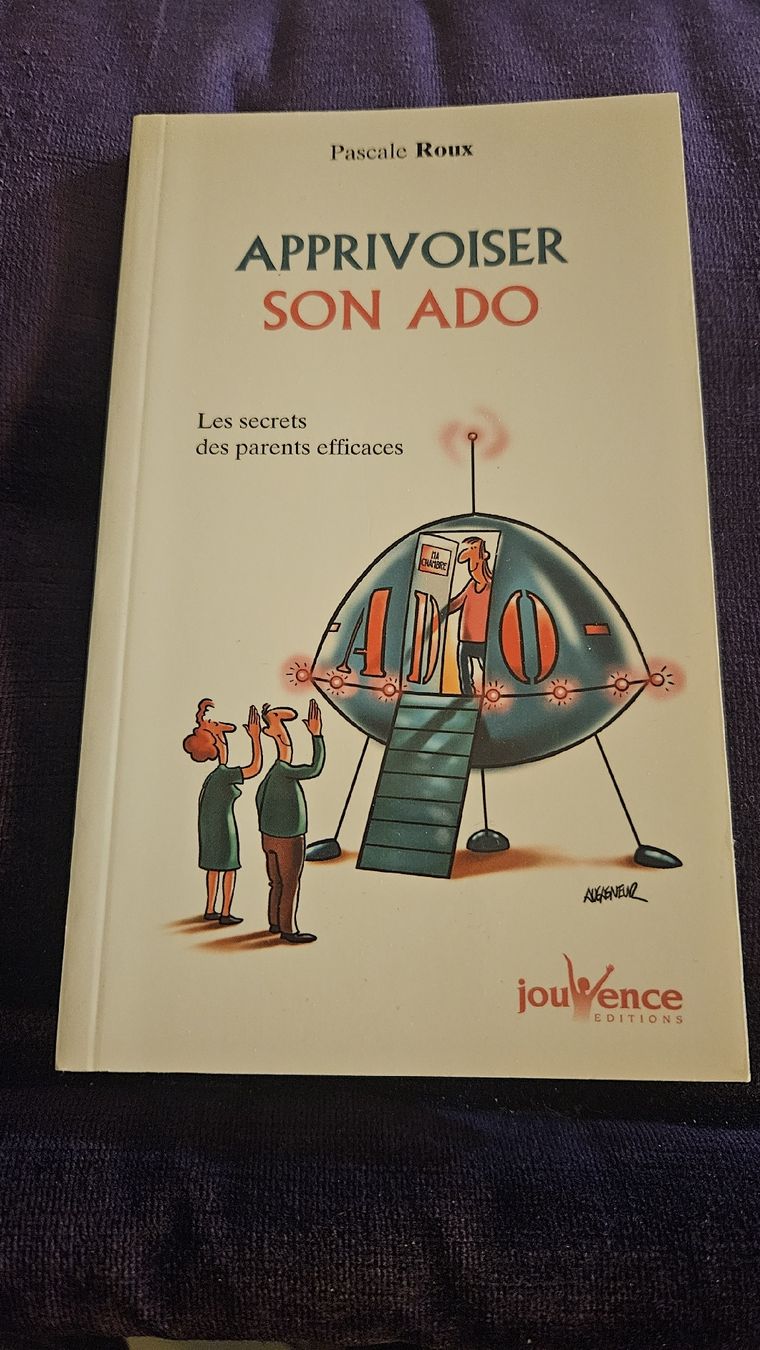 Libri: Apprivoiser Son Ado: Guide parental efficace - comme neuf! – Nuovo (secondo la descrizione) da Brügg BE venduto da man_xyd9