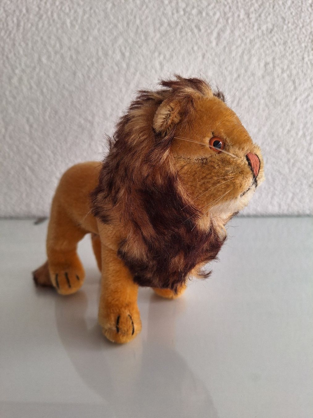 Steiff Giocattoli: Steiff Löwe Leo mit Knopf im Ohr – Usato da Sissach venduto da luvama