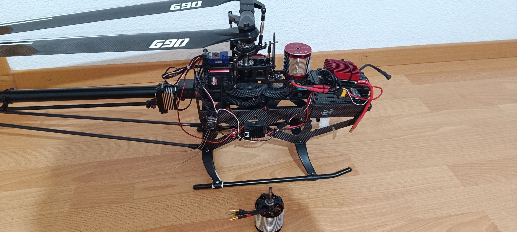 Heli-Professional Modellismo RC: Soxos DB7 700 Heli 6 S – Usato da Lausen venduto da Trex700dfc 7