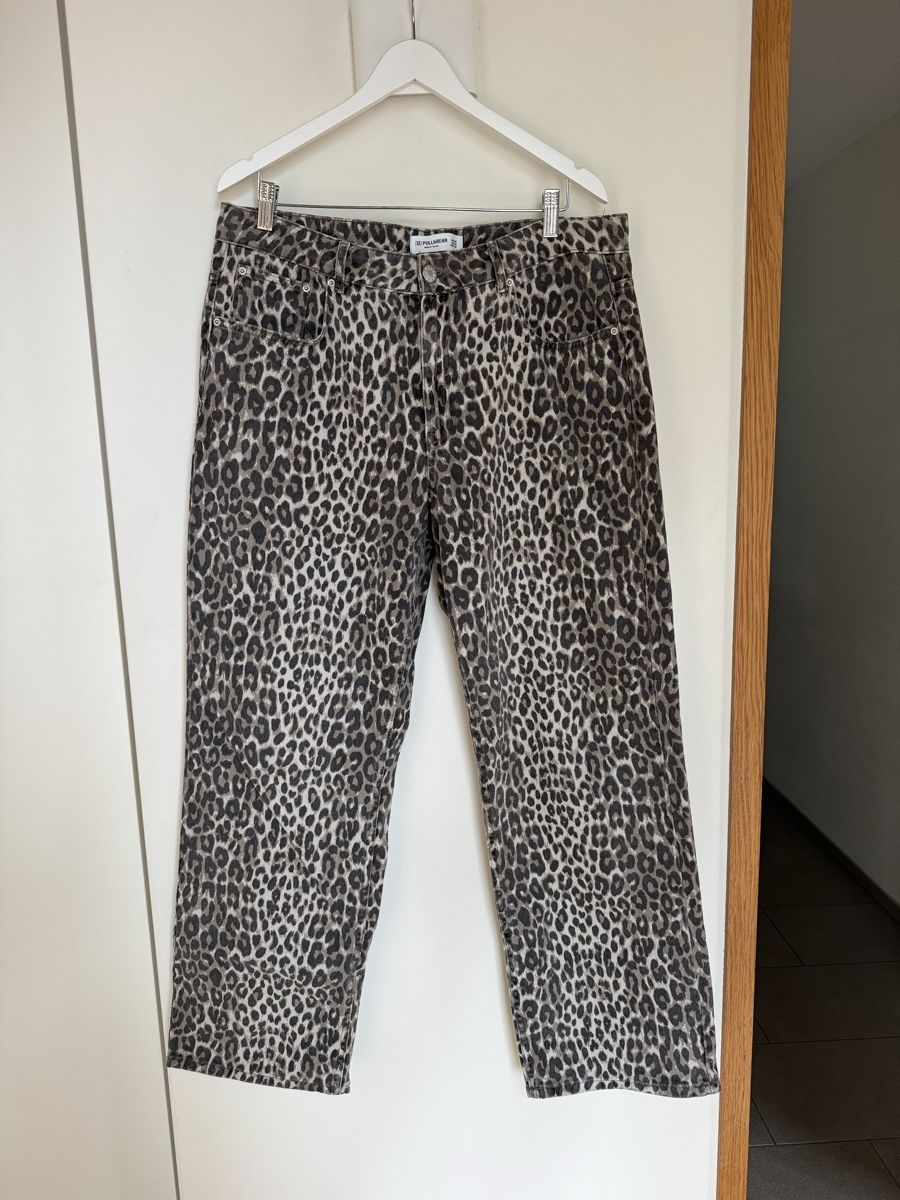 Pull&Bear Jeans: Pull&Bear Jeans, Leopard print, size 44 – Usato da Weesen venduto da sannevanrijn