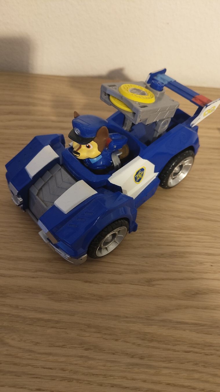 Giocattoli: Paw Patrol Set  Chase – Usato da Basel venduto da Universe.