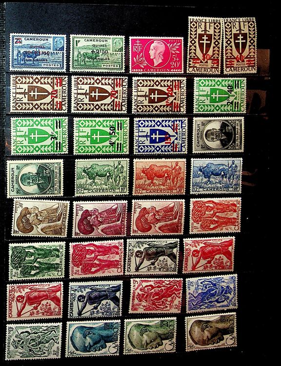 Timbre France N° 1034 neuf avec charnière - La Maison du Collectionneur