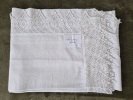 ANTIKE ALTE LEINEN MIT SPITZE TISCHTUCH/ÜBERWURF ETC. MUSEAL