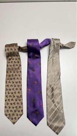 Drei Elegante Herren Seidenkrawatte -