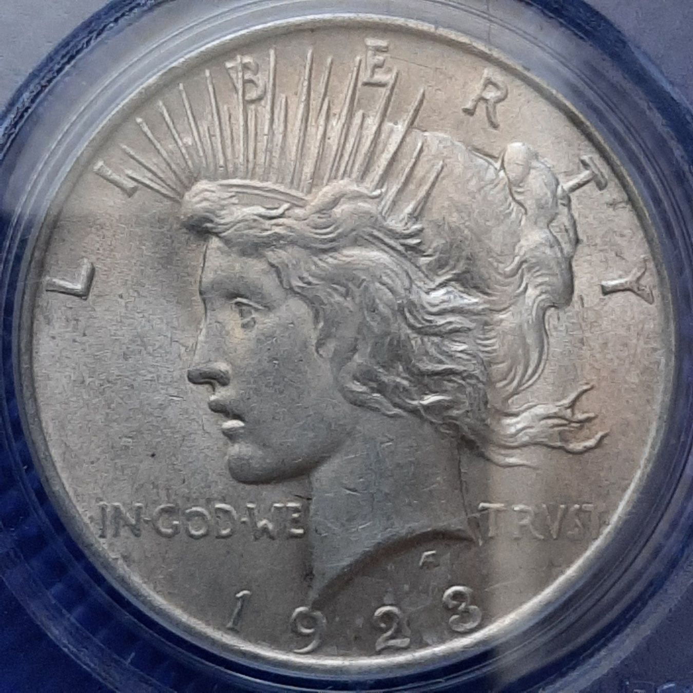 Tutti le monete: USA Peace Dollar 1923 PCGS AU58 – Usato da Carouge GE venduto da cecob0909 1