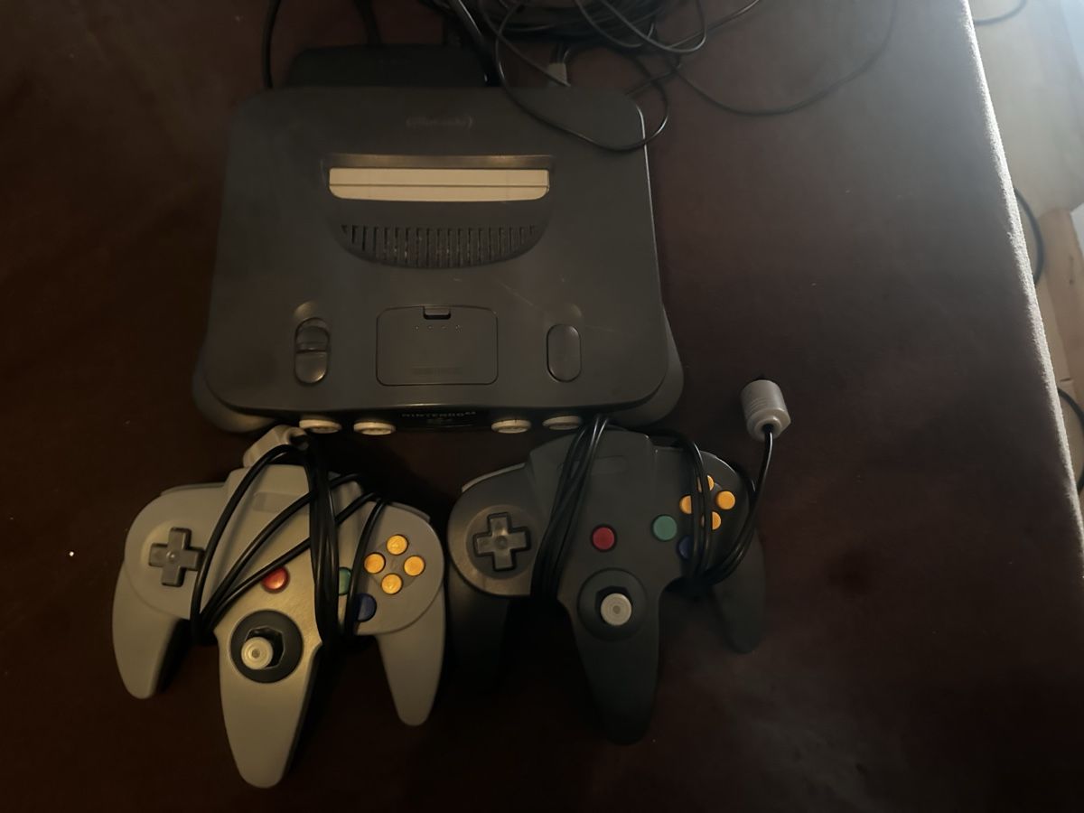 Nintendo Console: Nintendo 64 Konsole + 11 Spiele | 2 Controller | Star Wars – Usato da Dietikon venduto da Lu-95 4