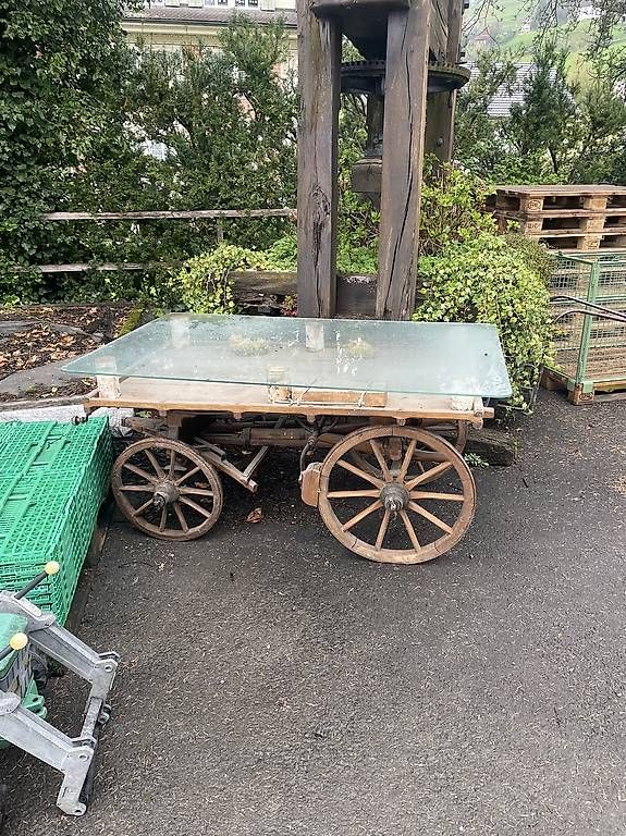 Alle Dekorationen: Leiterwagen zu verkaufen – Gebraucht aus Schwyz von Beeribuur