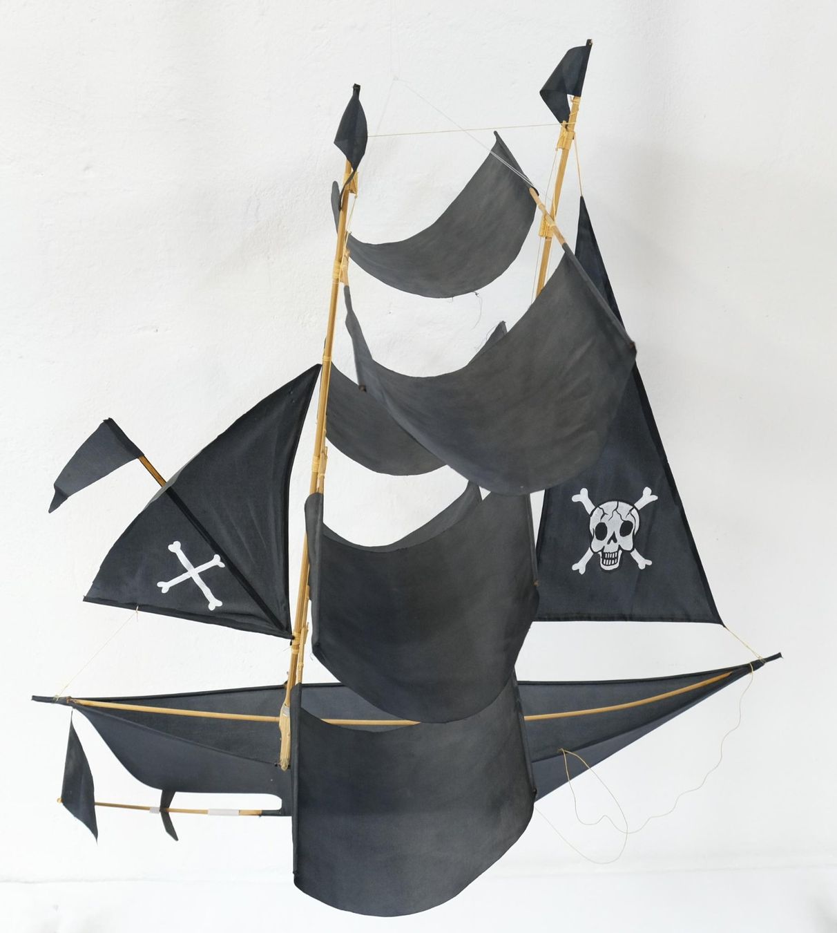 Altro in Decorazioni & Accessori: Piratenschiff zur Dekoration oder als Flugdrache Luftdrache – Nuovo (secondo la descrizione) da Zürich venduto da Masala-Oase 1