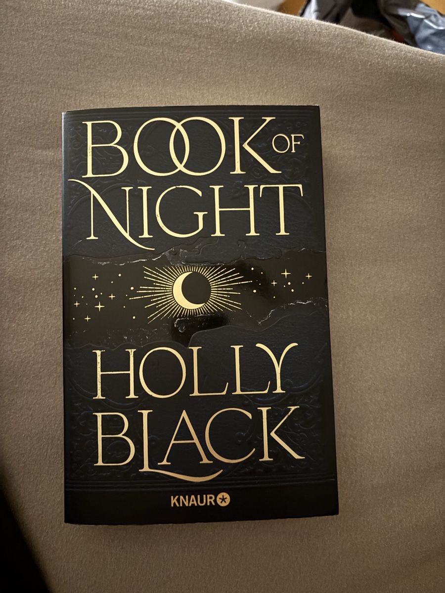 Libri: Book of Night - Holly Black – Usato da Zofingen venduto da miirahensch