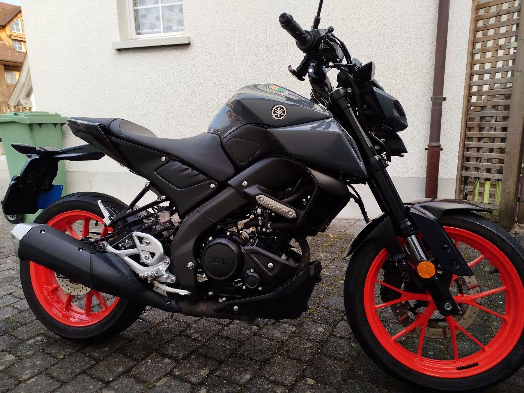 Yamaha Strada: YAMAHA MT-125 ABS – Usato da Ottikon venduto da jej_h25y 4