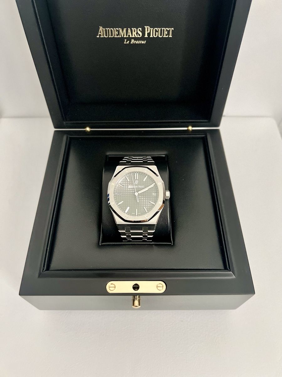 Audemars Piguet Orologi: Audemars Piguet Royal Oak – Nuovo (secondo la descrizione) da Hochdorf venduto da ESK6280