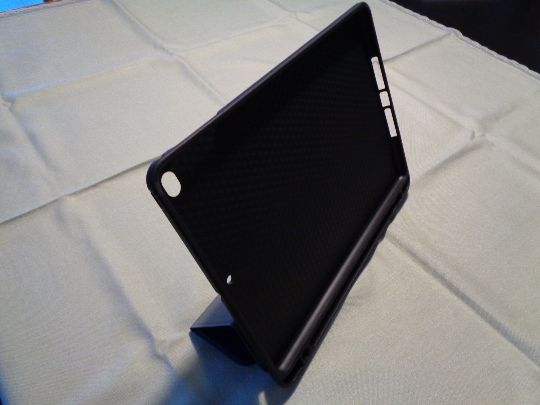Tablet PC: Tablethülle – Neu (gemäss Beschreibung) aus Bäretswil von 7bello60 5