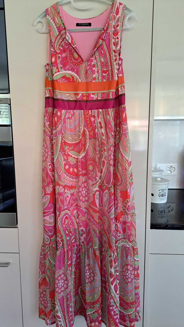 Ana Alcazar Vestiti: Maxi-Kleid von Ana Alcazar – Nuovo (secondo la descrizione) da Elgg venduto da Semmerli