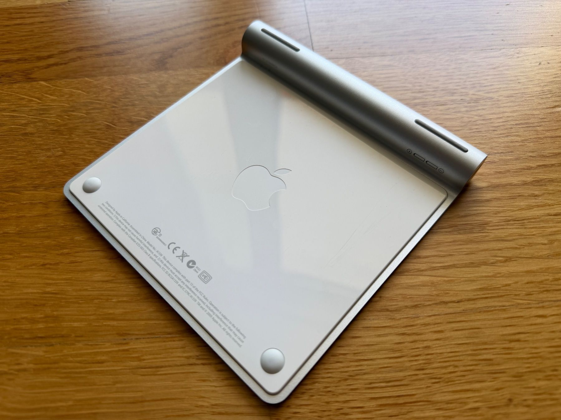 Apple Souris: Original Apple Magic Trackpad (Model A1339) – D'occasion à Basel par durelm 3