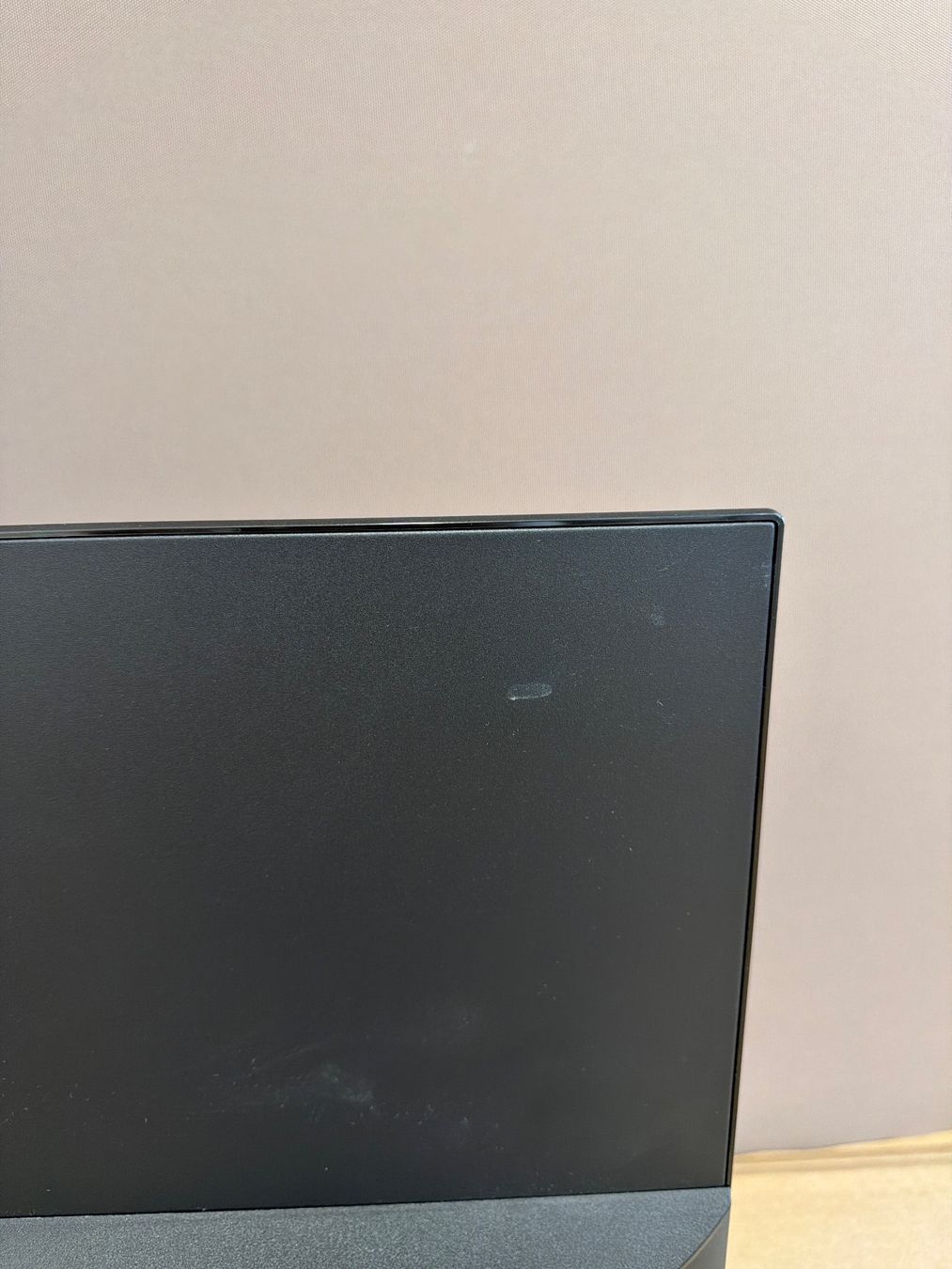 Asus Monitor: ASUS VZ229HE 21.5" Monitor – Usato da Dietlikon venduto da ComdatAG 8