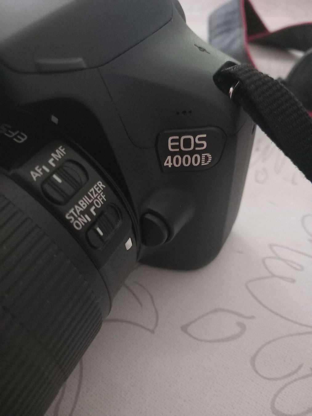 Canon Kamera: Digitalkamera Canon EOS 4000D 2 Objektive – Gebraucht aus Burg im Leimental von Ronwilco63 1