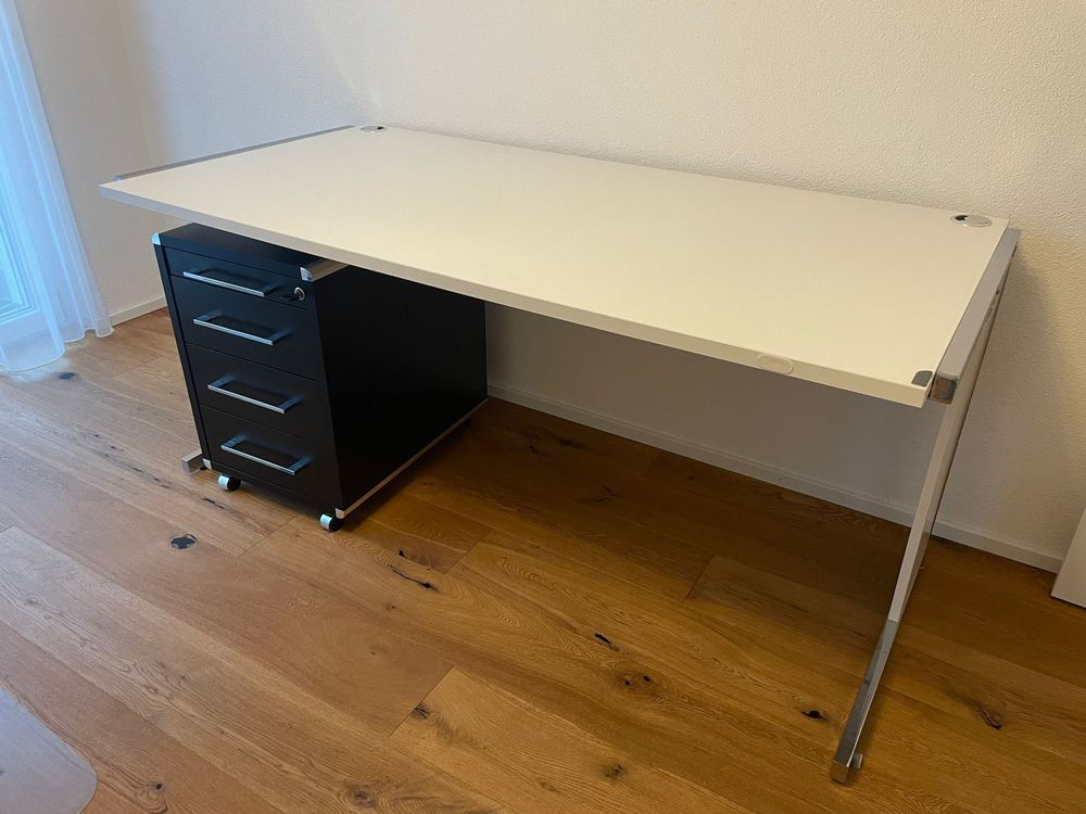 Schreibtisch mit Rollcontainer, Top Zustand, Winter Deal! (Gebraucht ...