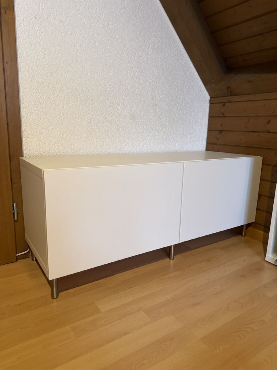 Ikea Mobili TV: Besta Sideboard 120 x 40cm – Usato da Immensee venduto da sve_bh2n