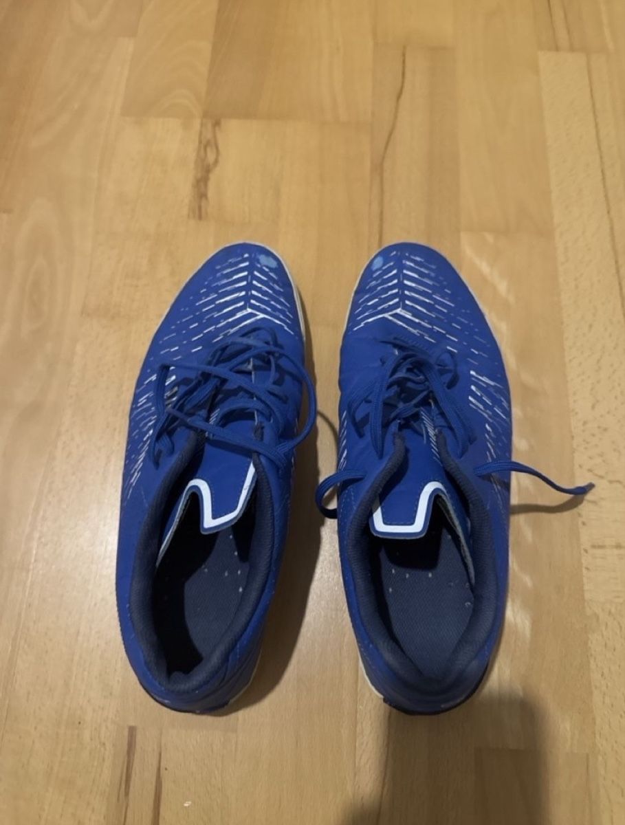 Decathlon Scarpe da uomo: Kipsta Fussball Hallenschuhe – Usato da Winterthur venduto da C.Mueller16 3
