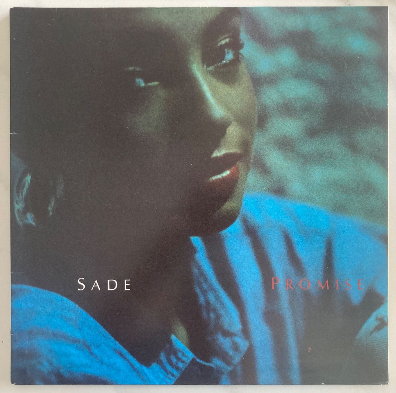 Vinyles: SADE - PROMISE – D'occasion à Poliez-Pittet par Newtown-Records