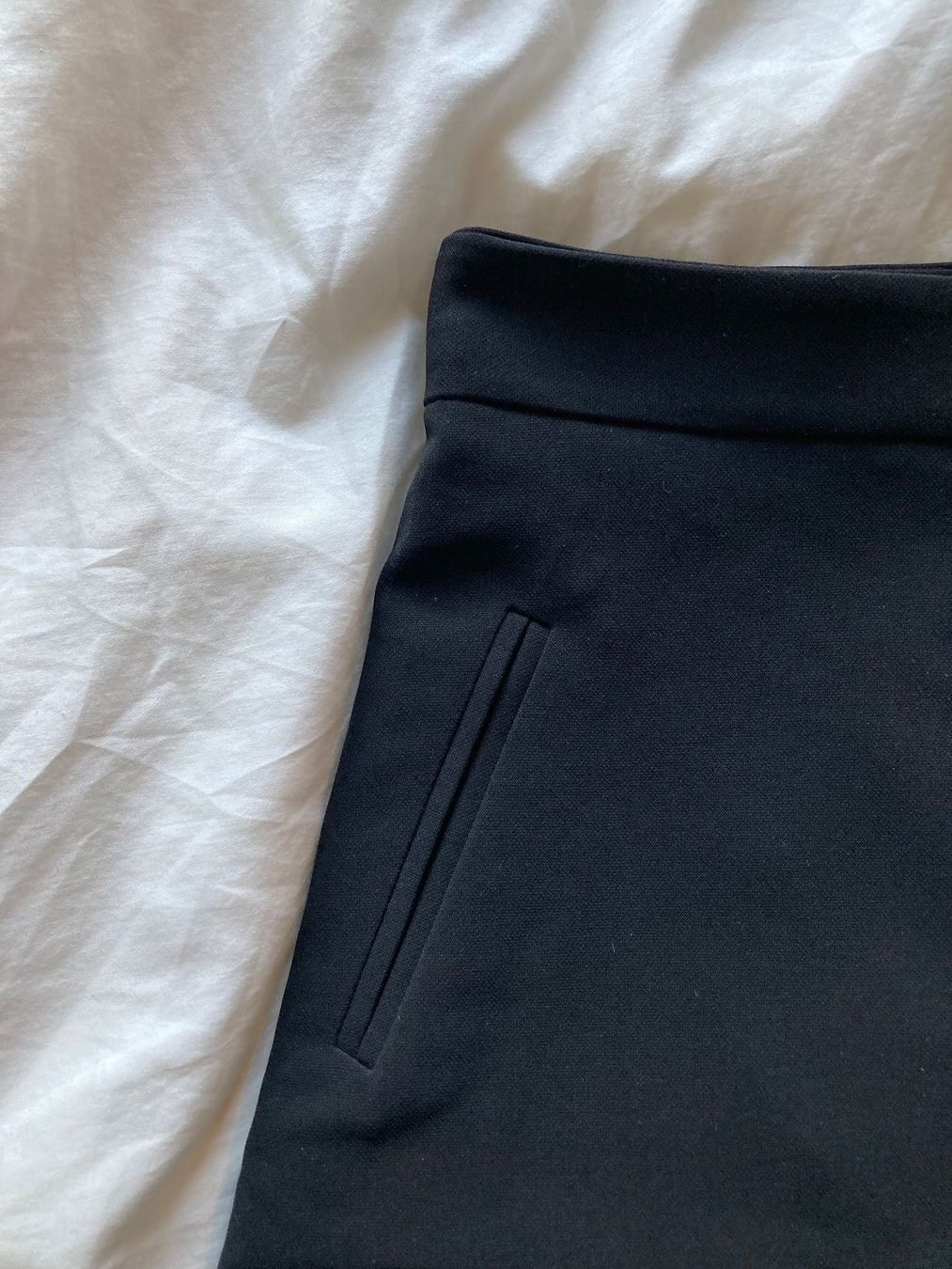 H&M Gonne: Jupe H&M schwarz – Usato da Zürich venduto da julia_le 1