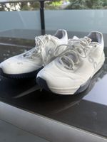 ON Court Tennisschuhe weiss EU45 gebraucht