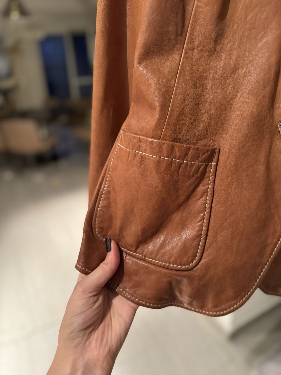 Armani Giacche: Emporio Armani Leather Jacket, Brown, Size 46 – Usato da Turbenthal venduto da elizameise 2