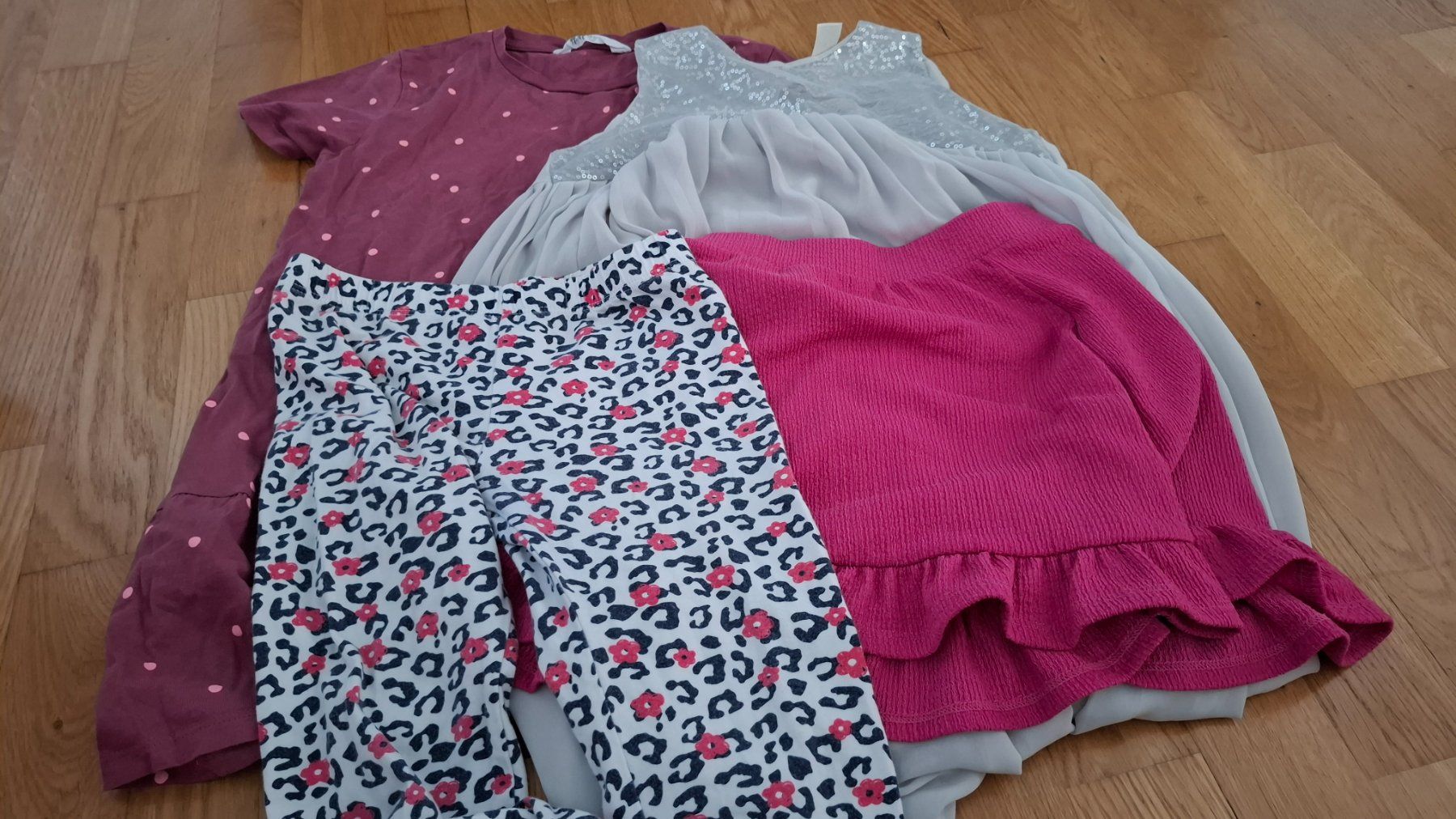Lotti & Set di vestiti: Kleiderpacket – Usato da bülach venduto da bea_syq2