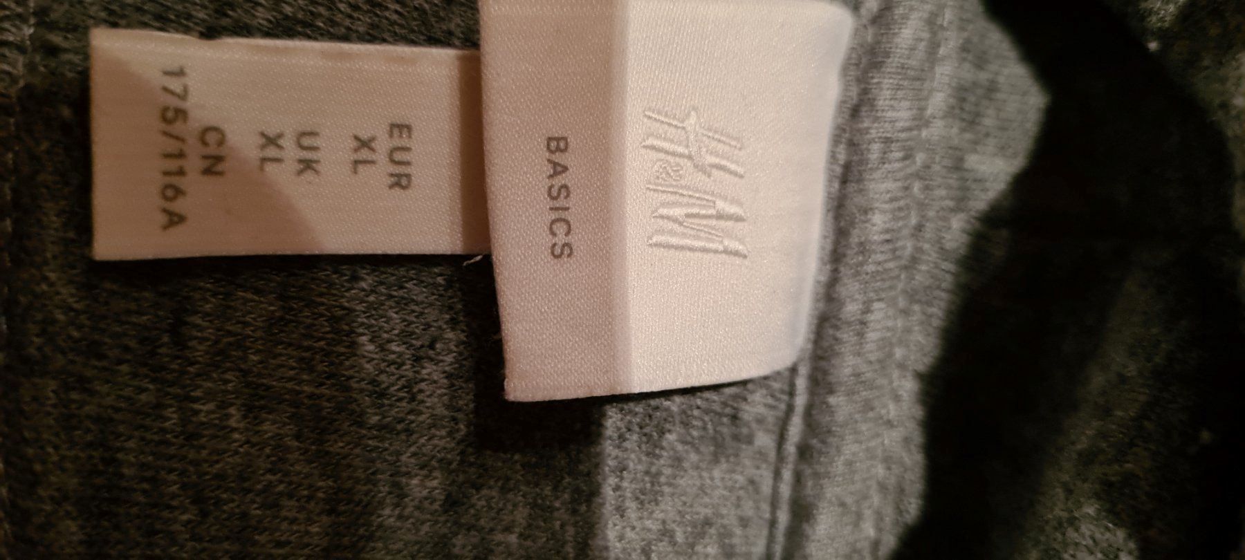 Maglioni & Felpe: Cooler Hoodie – Usato da Ferden venduto da jemyce 1