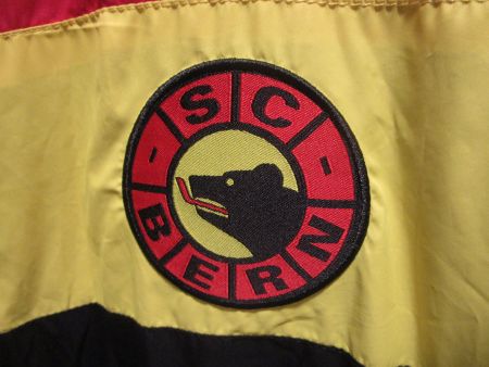 SC BERN EISHOCKEY ÜBERGANGS JACKE SEHR SCHÖN UND SELTEN XL