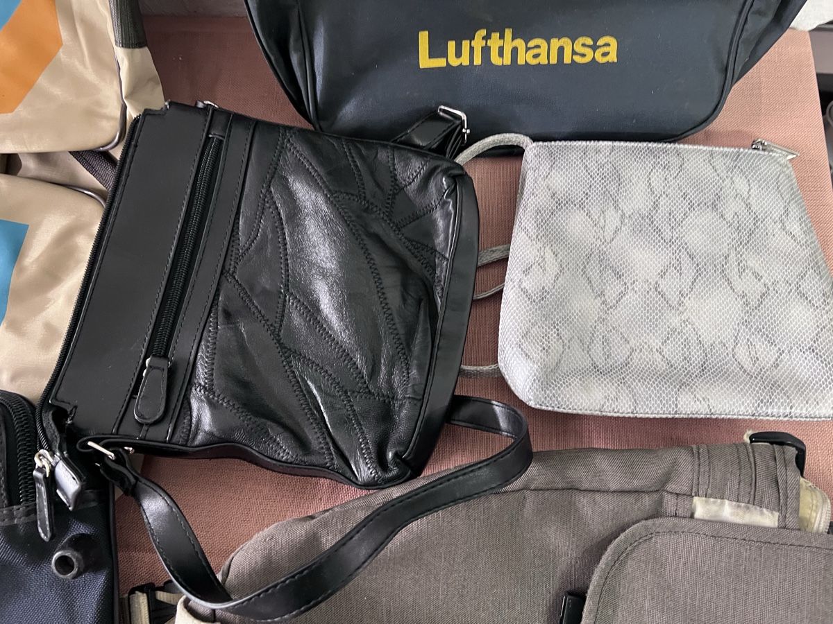 Borse: Taschen Konvolut (45) – Usato da Glattfelden venduto da brockischweiz 2