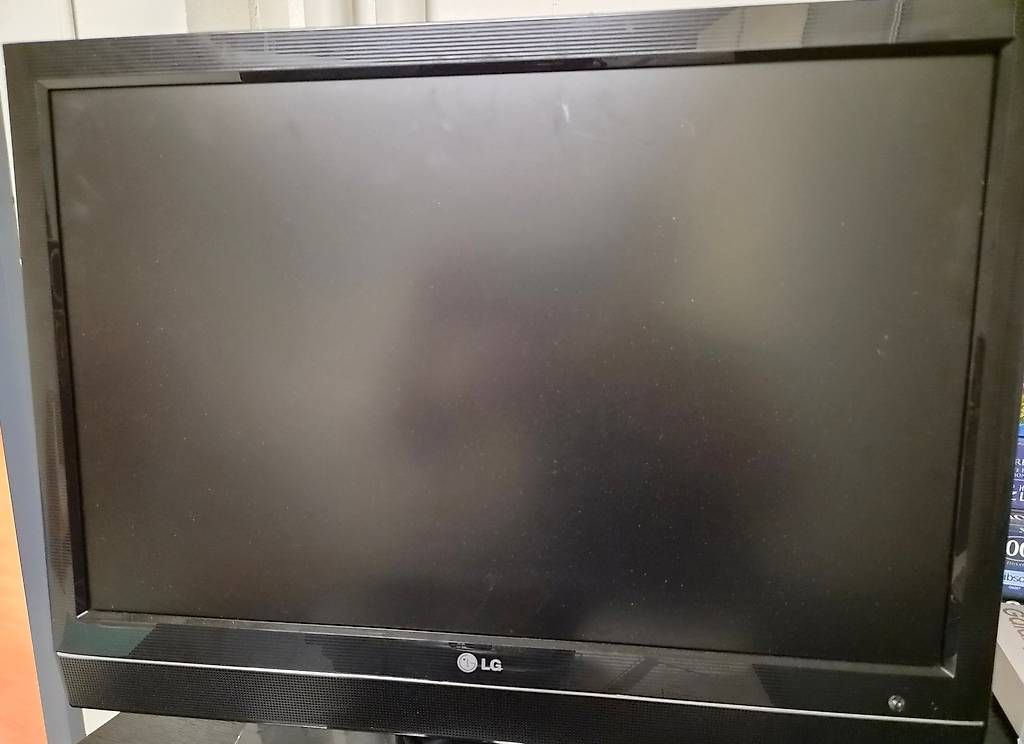 Appareils TV: LCD TV  22LS4D* – D'occasion à Steffisburg par dcae55 1