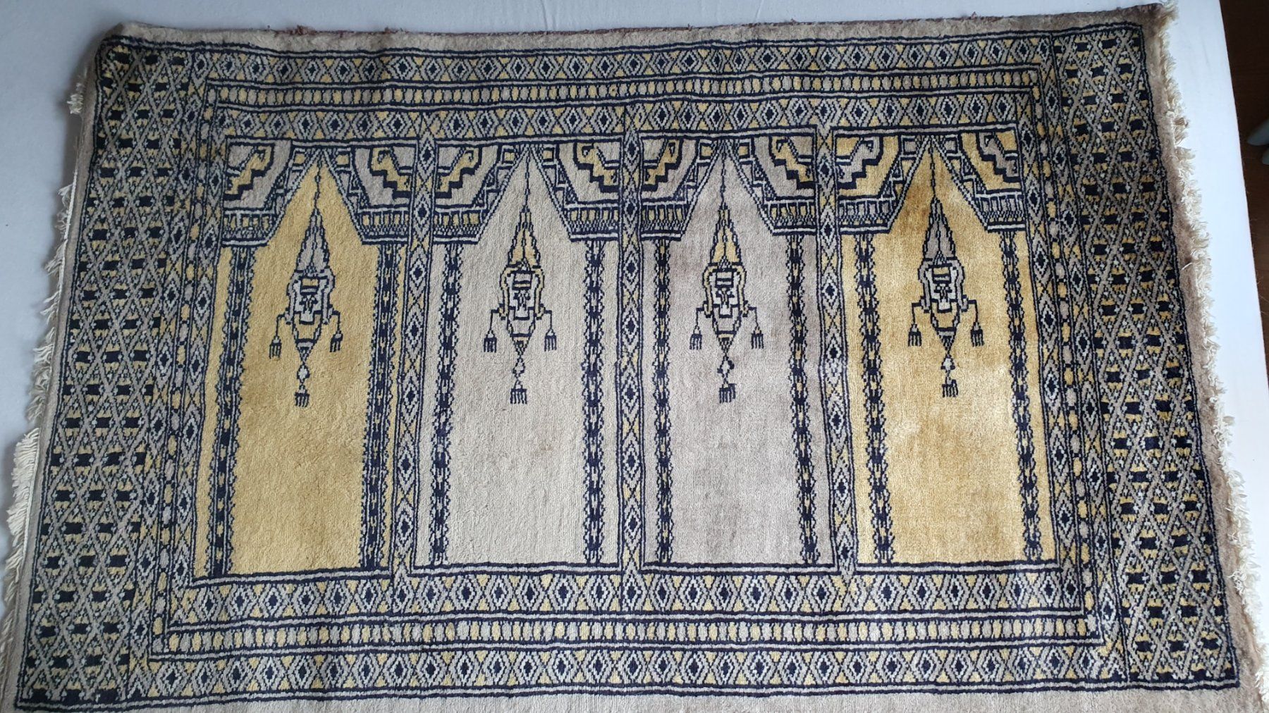Teppiche: Wandteppich – Gebraucht aus Oberwil BL von Moschino0 1