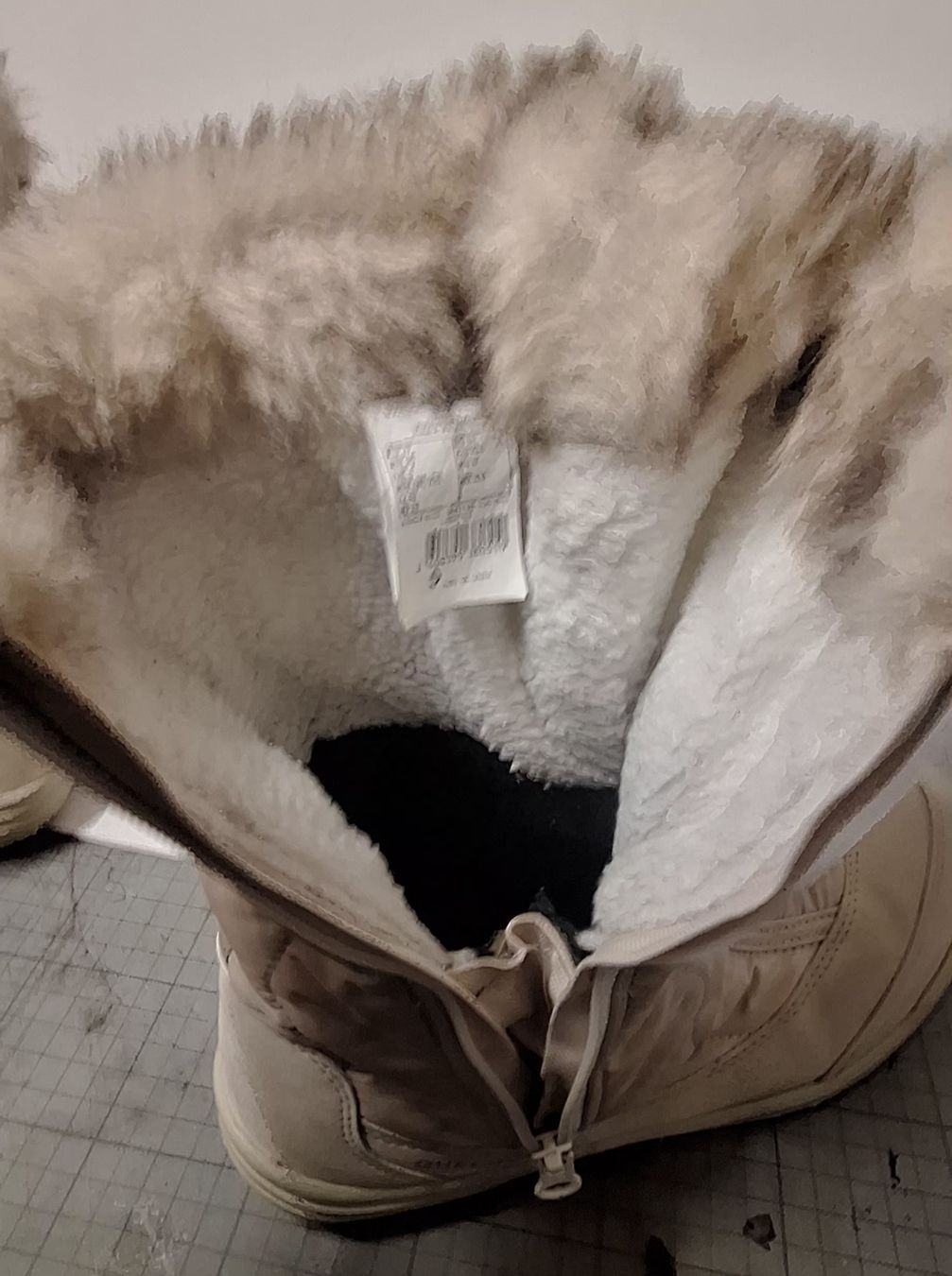 Scarpe per ragazzi: Kinder Winterstiefel 37  – Usato da Brugg AG venduto da bacbac5757 4