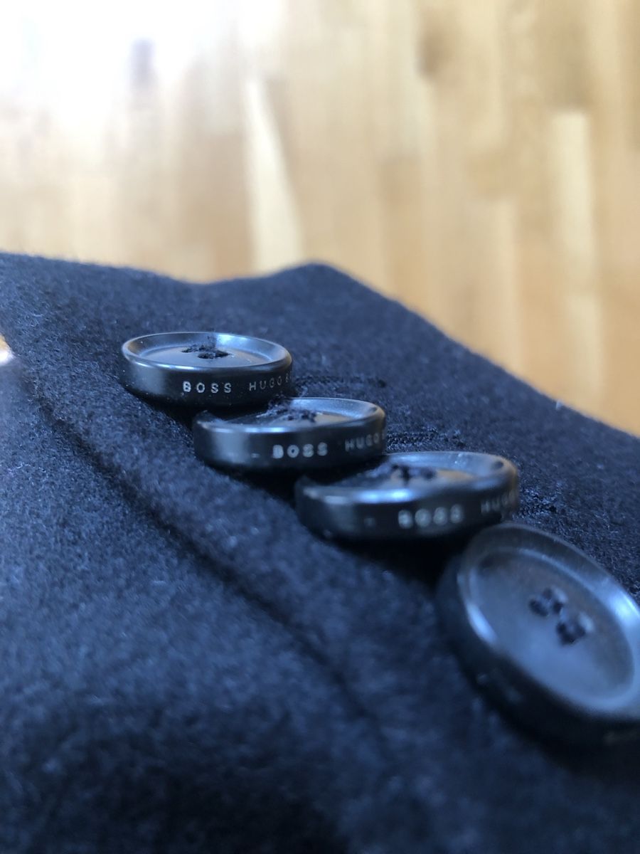 Hugo Boss Mäntel: Hugo Boss Mantel (Kaschmir) – Gebraucht aus Luzern von Clyde28 1