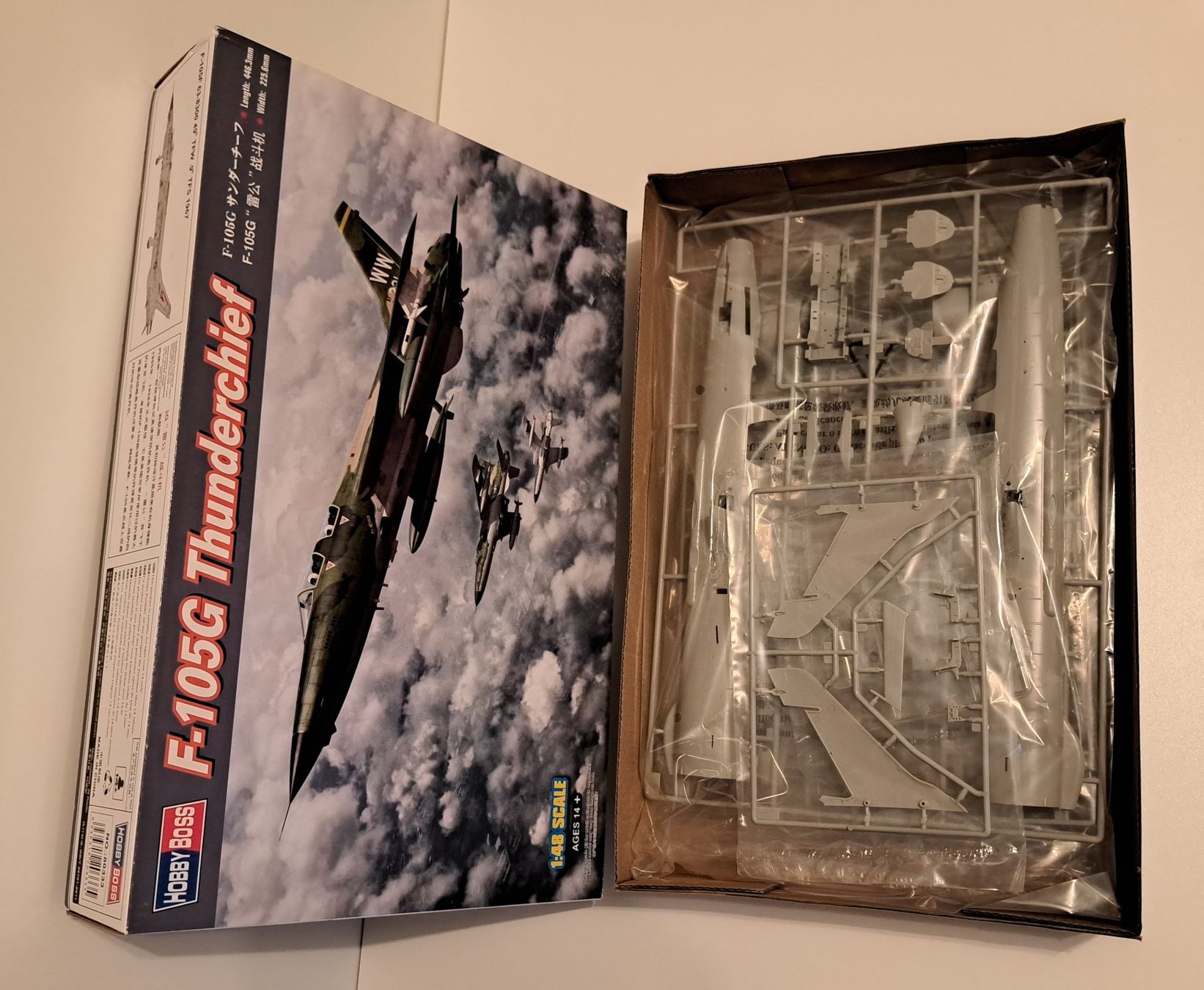Kit di modellismo & Modellini statici: 1:48 HobbyBoss F-105G Thunderchief – Nuovo e nell'imballaggio originale da Igis venduto da magneto_hg 1