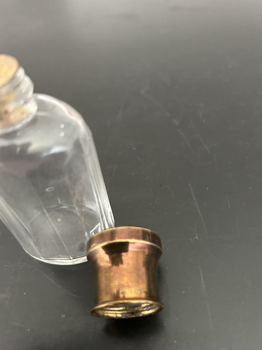 Bottiglie: Antike kleine Flasche – Usato da Zumikon venduto da tuna007 6