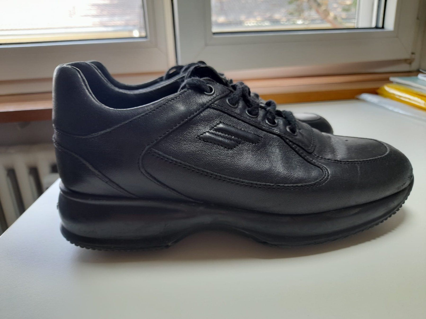 Damenschuhe: Schwarze Schuhe simil Hogan – Gebraucht aus Basel von Laura0133 1