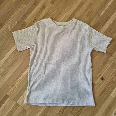 Pull à courtes manches côtelé beige clair, taille S