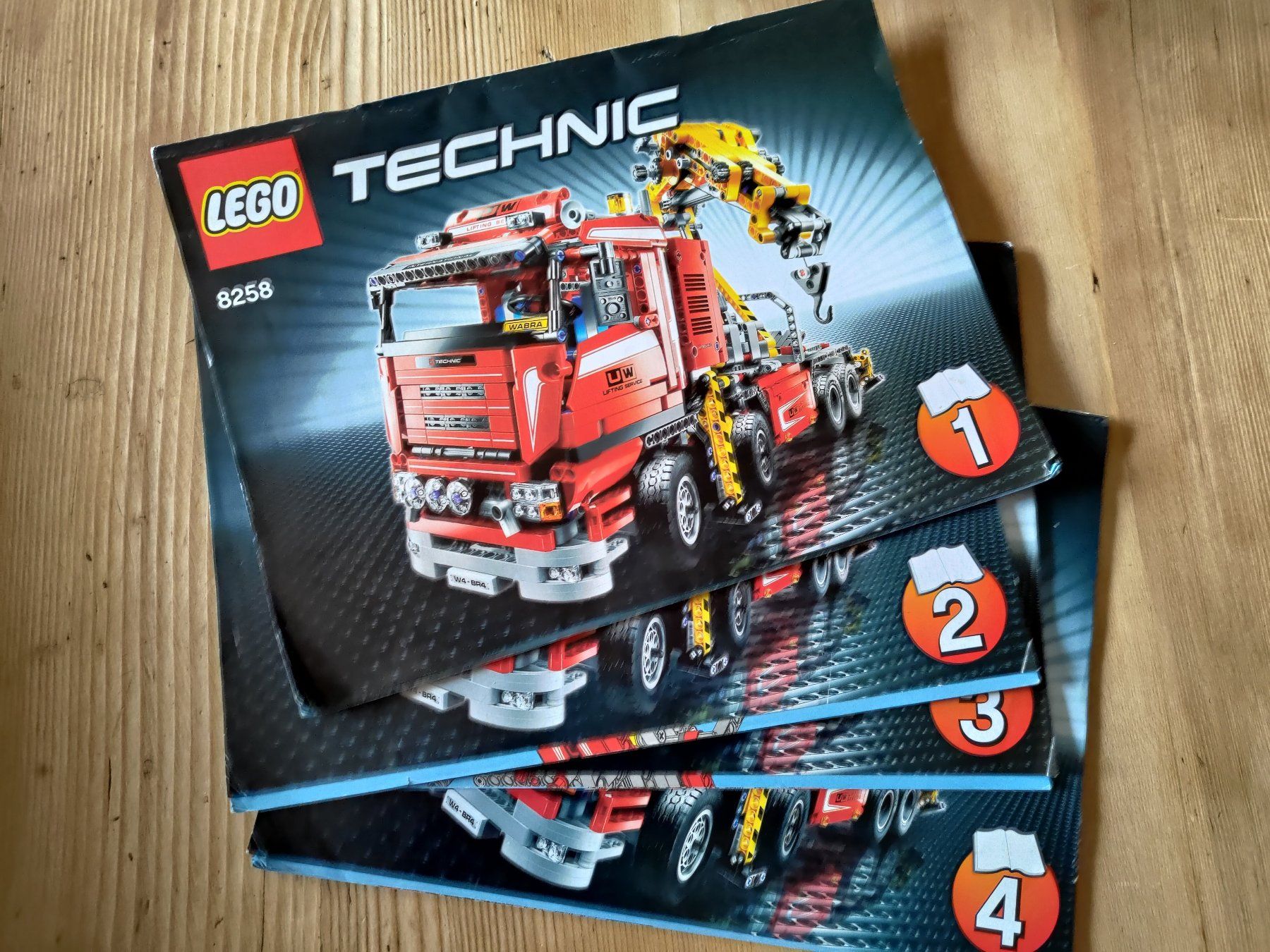 Lego Spielzeuge: LEGO Technic 8258 Kranwagen mit Power Functions – Gebraucht aus Nänikon von Chutimon 3