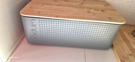 Bodum Brotbox grau – mit Holzdeckel (Schneidebrett)
