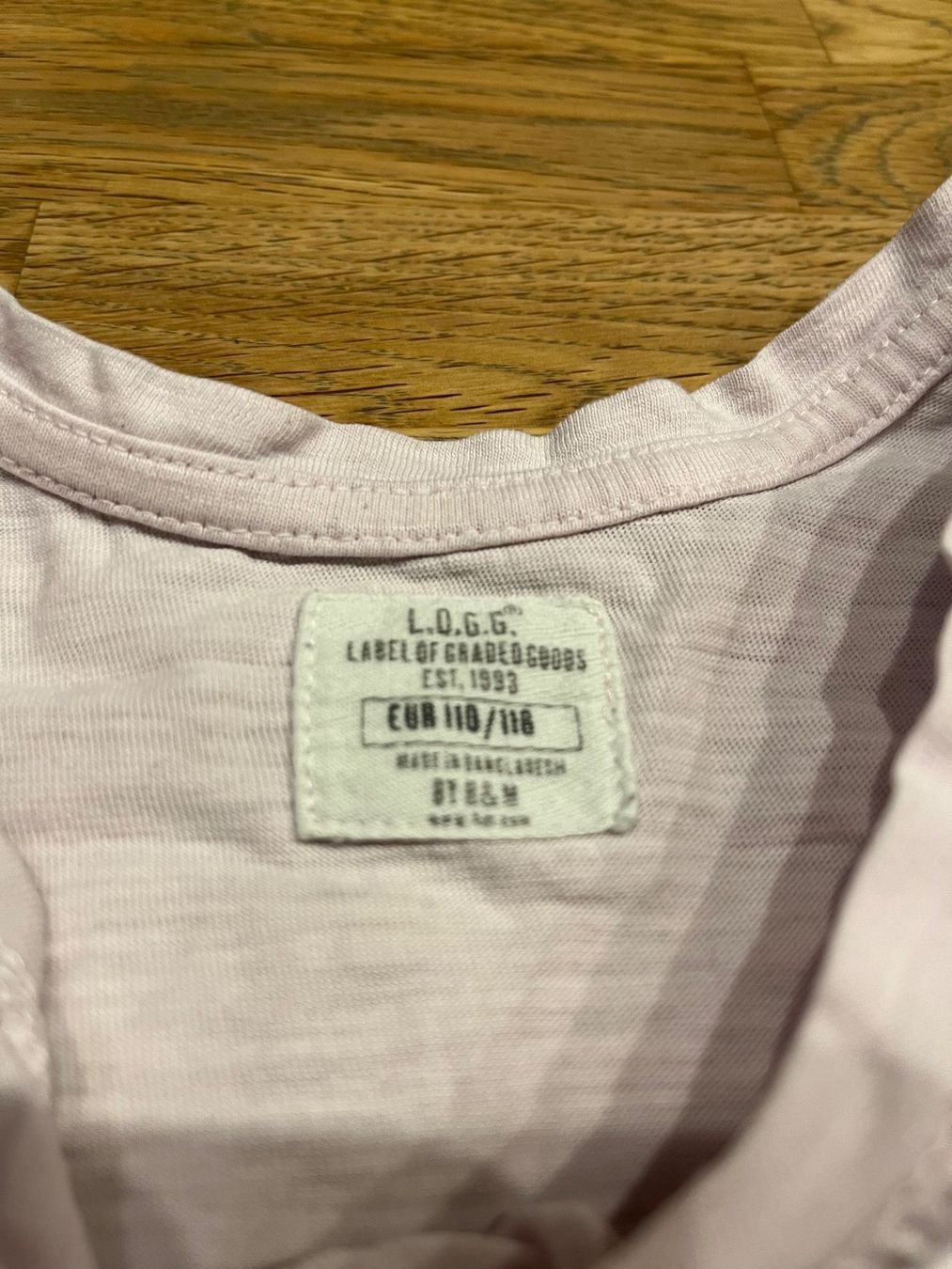 H&M Blusen, T-Shirts & Tops: H&M Trägershirt Gr.110-116 – Gebraucht aus Oberdorf SO von sa-na 1