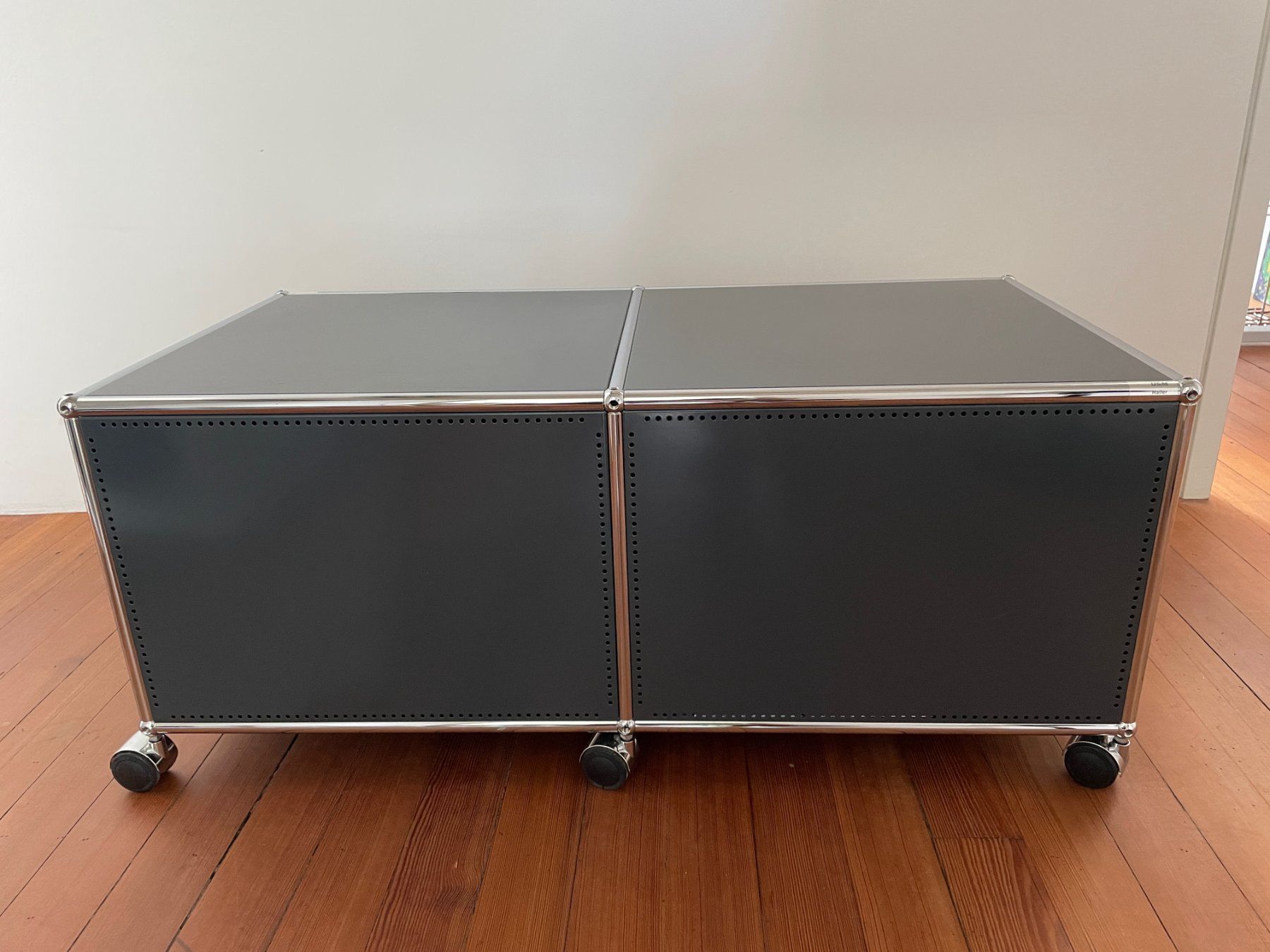 USM Scaffali: USM Haller Sideboard, 2 Elemente auf Rollen – Usato da Laupen BE venduto da sabale 1