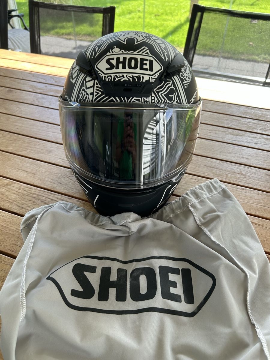 Shoei Helme & Visiere: Shoei NXR Integralhelm – Gebraucht aus Gurmels von ARAI2008Z 1
